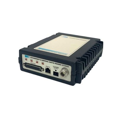 فرستنده داده های دیجیتال بی سیم تمام باند SDR